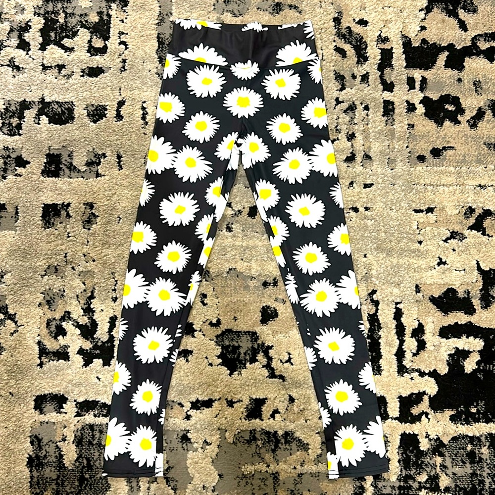 NWT Leggings